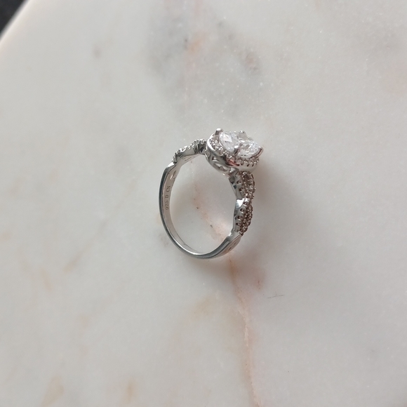 Engagement Ring Sterling Silver Cubic Zirconia Size 7 - Picture 13 of 16